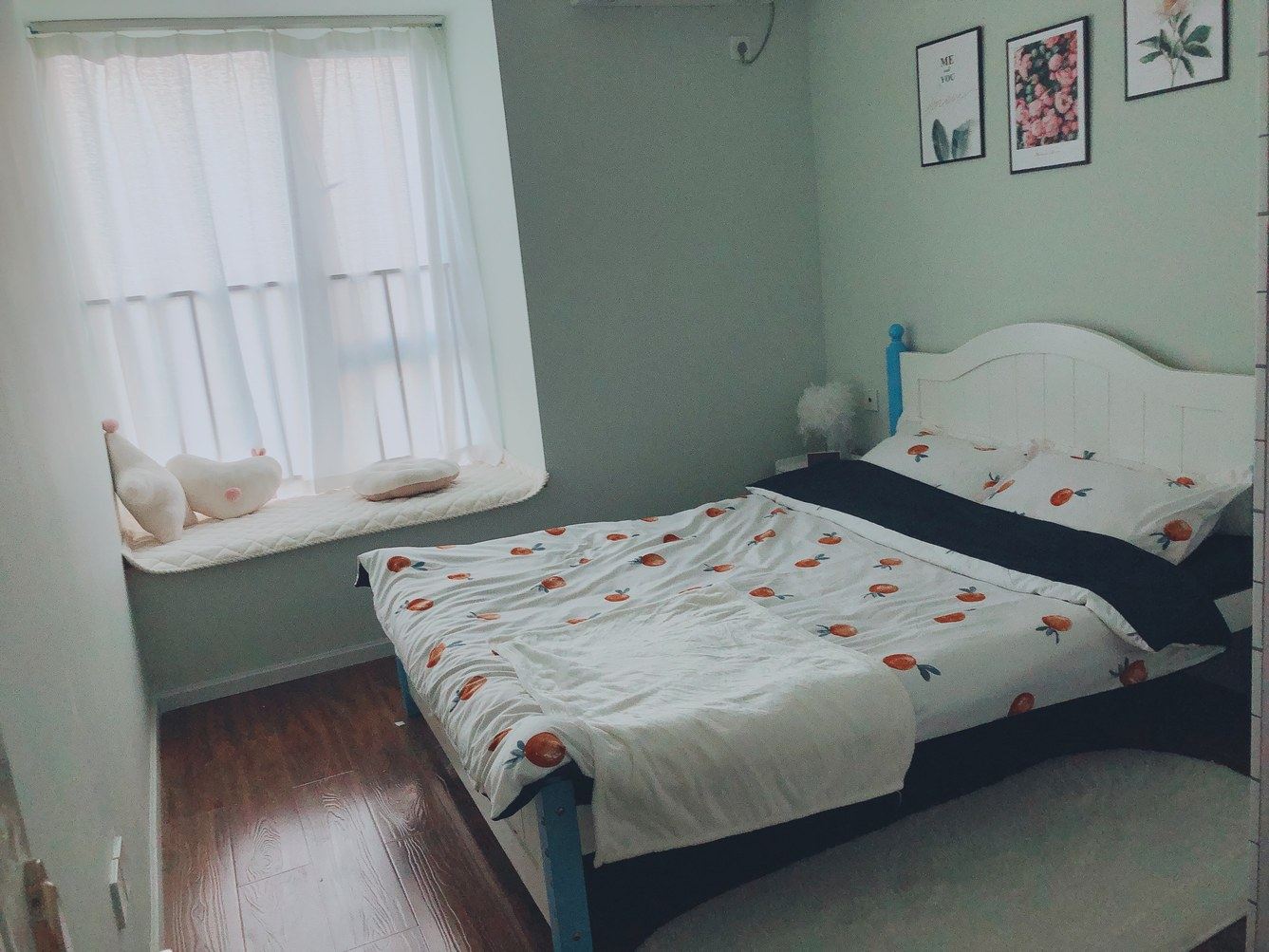 成都小白House公寓