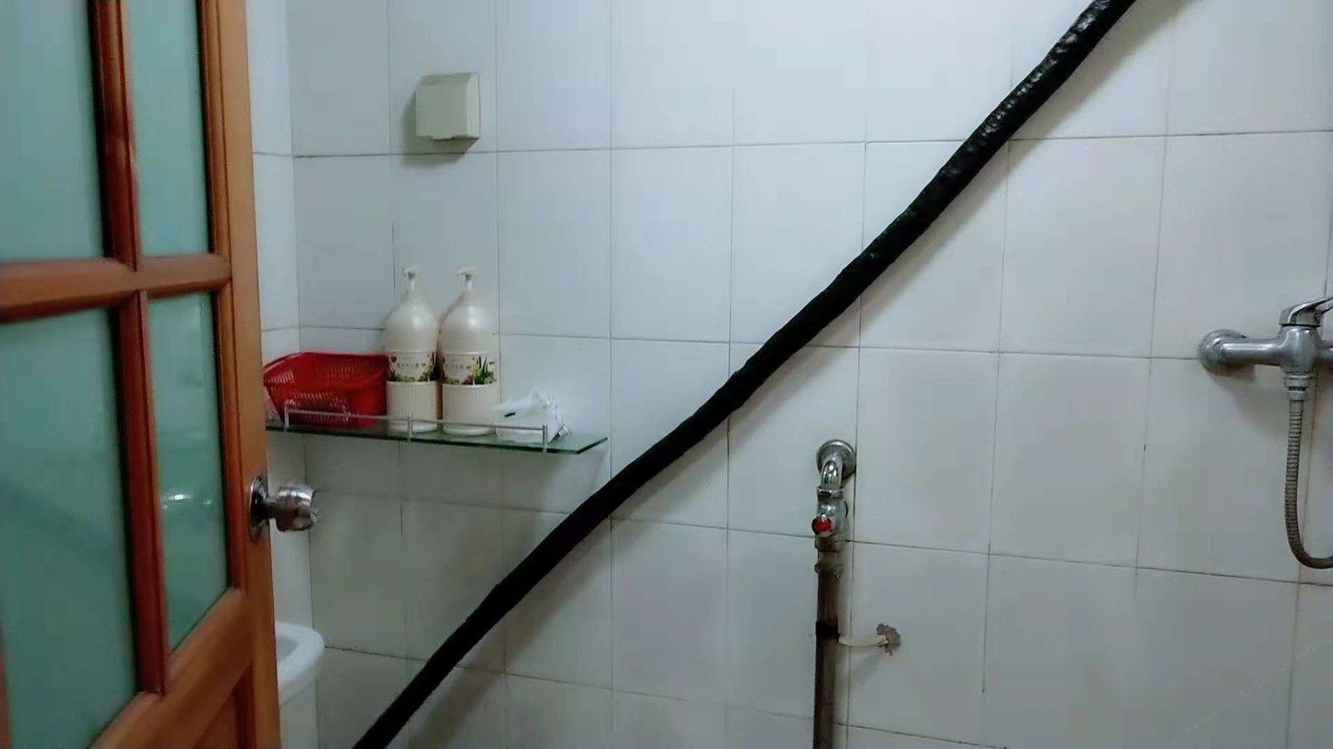 精致温馨舒适大床房