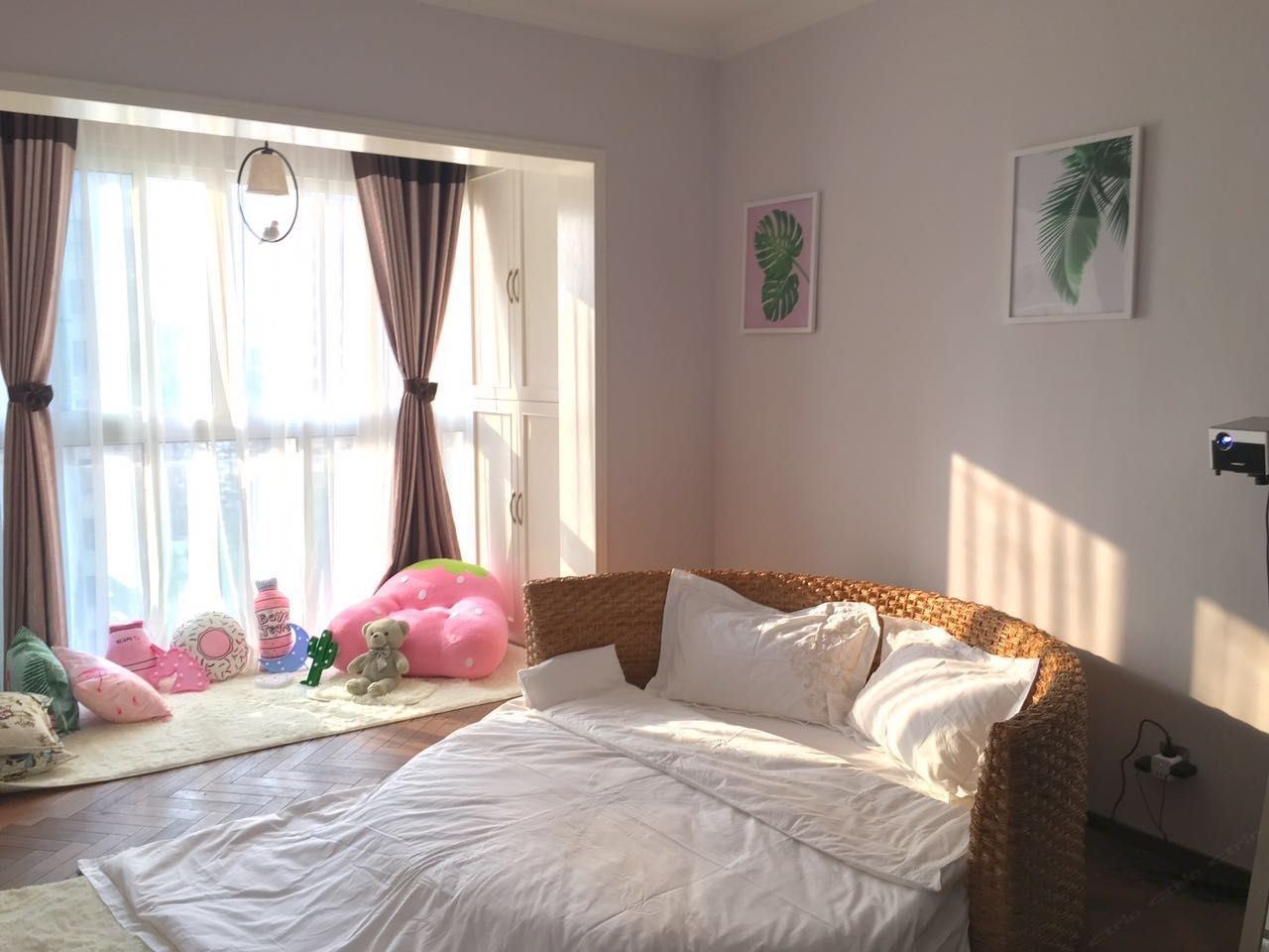 成都荆棘鸟公寓
