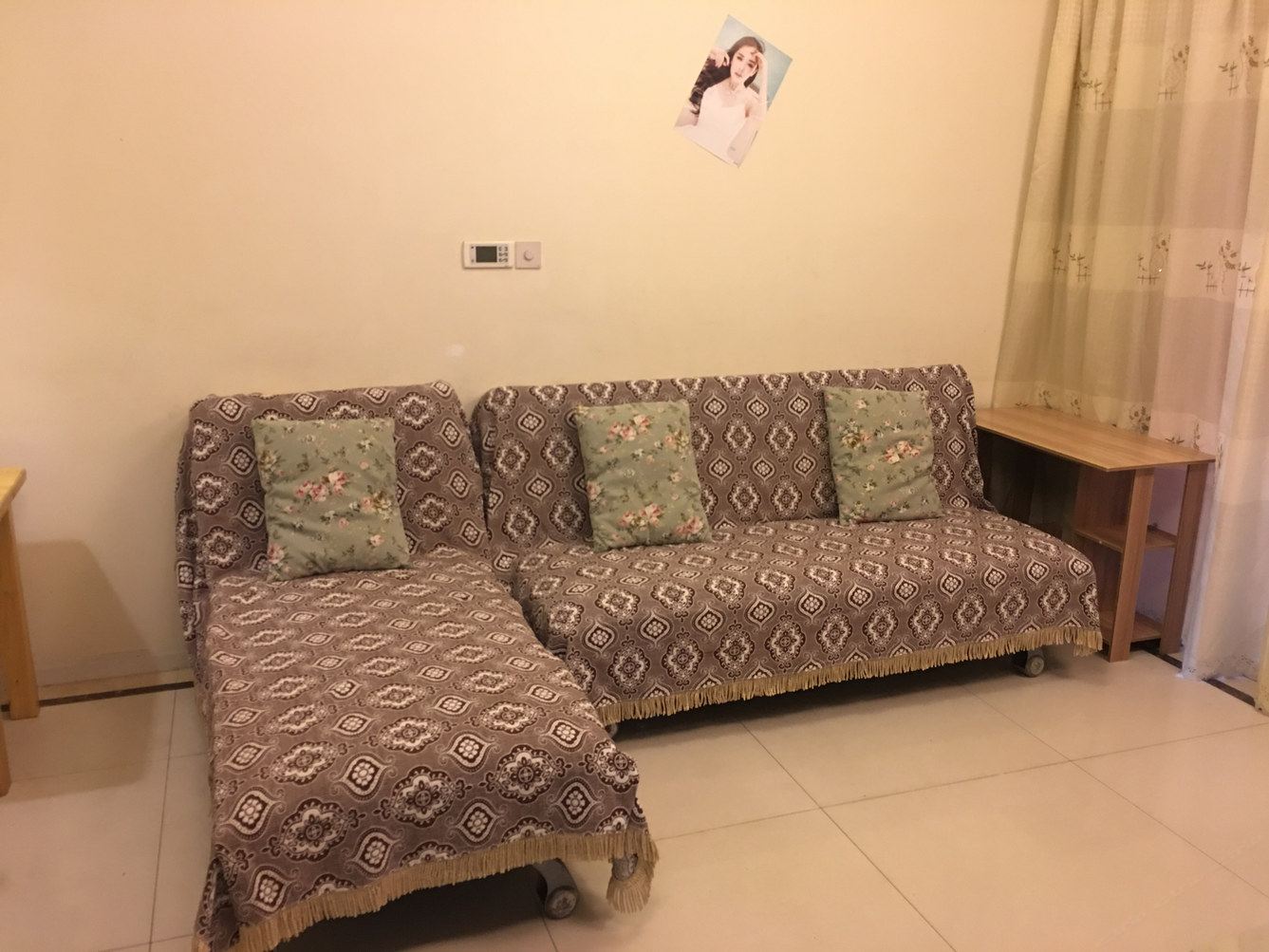 精装二室一厅套房