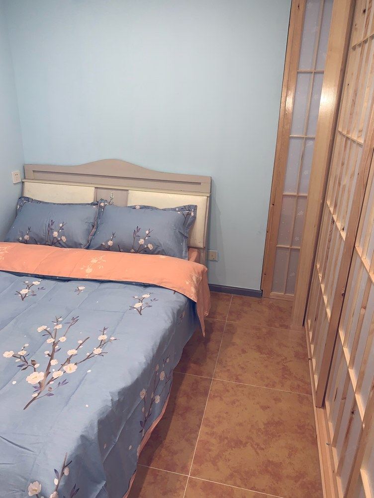 成都邻家男孩公寓(3号店)
