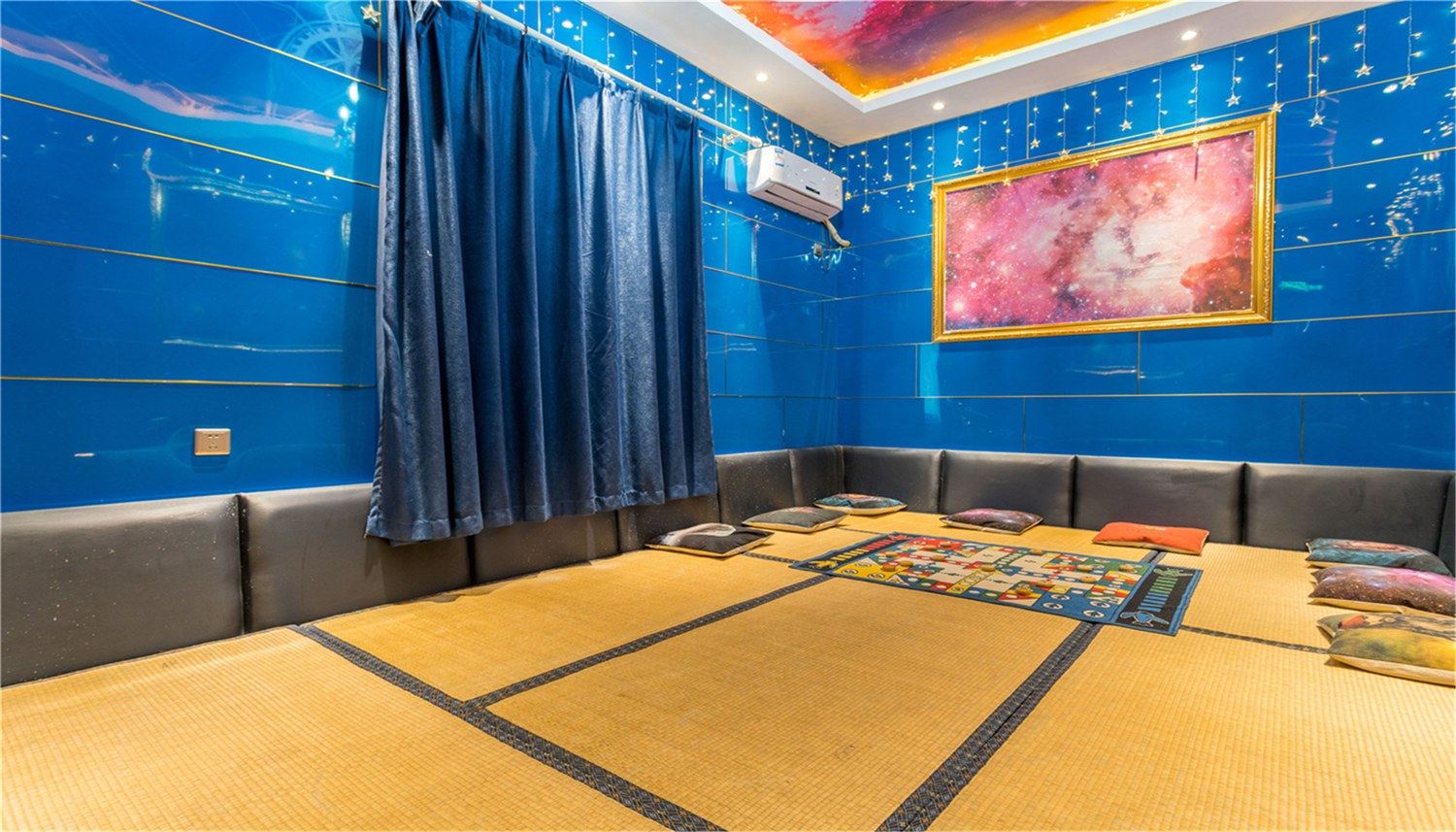 成都娜娥迷全国连锁别墅轰趴(3号店)