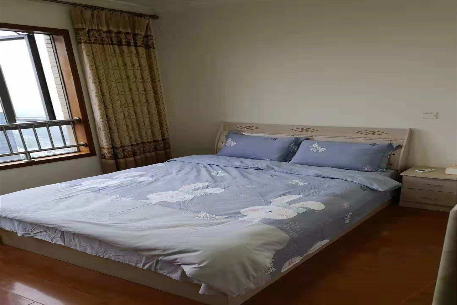 成都唐茜茜公寓