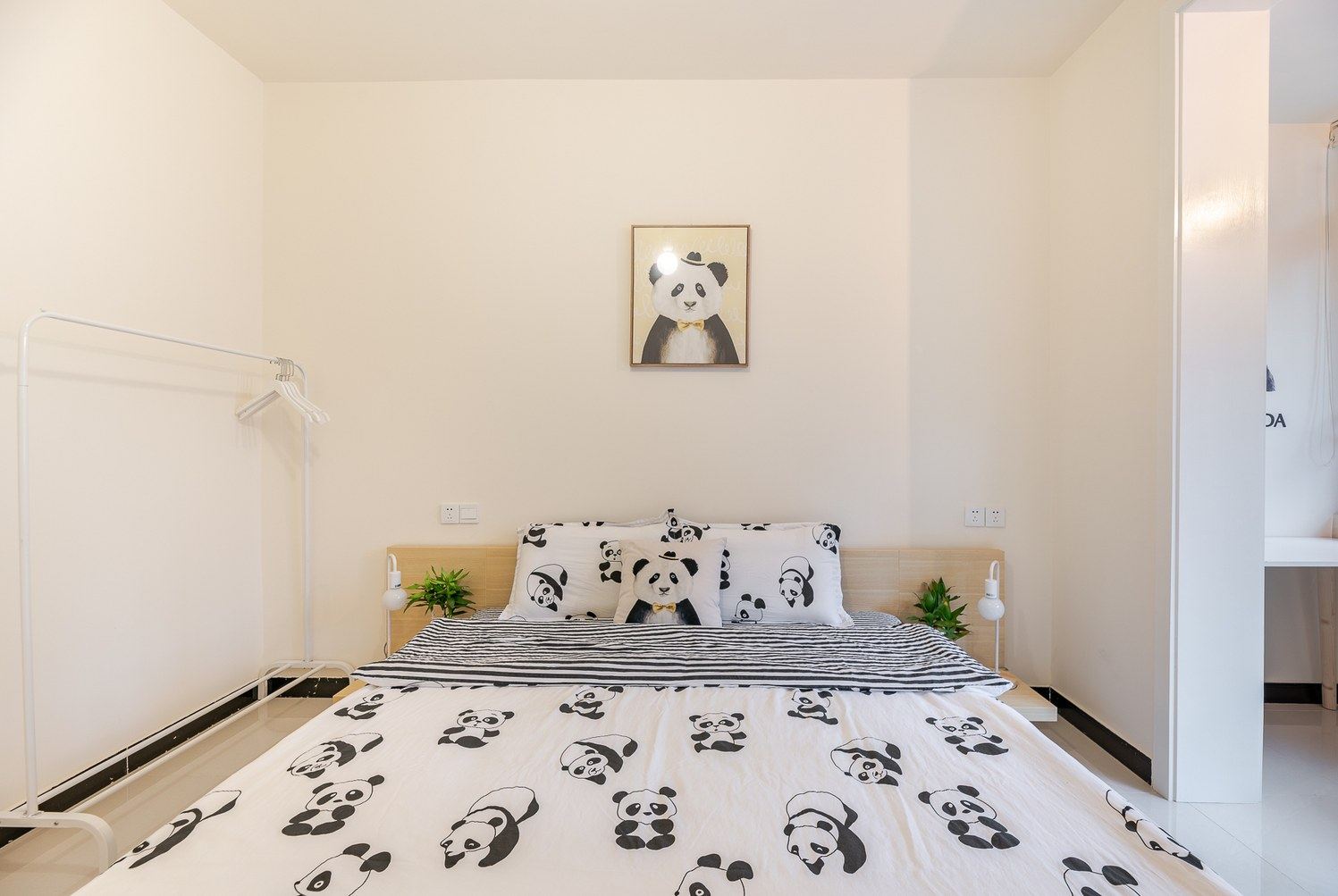 成都熊猫先生MR.PANDA公寓