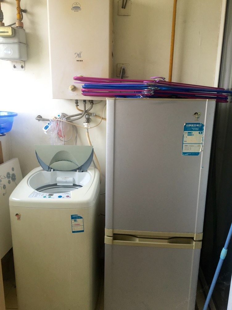 一室三床房