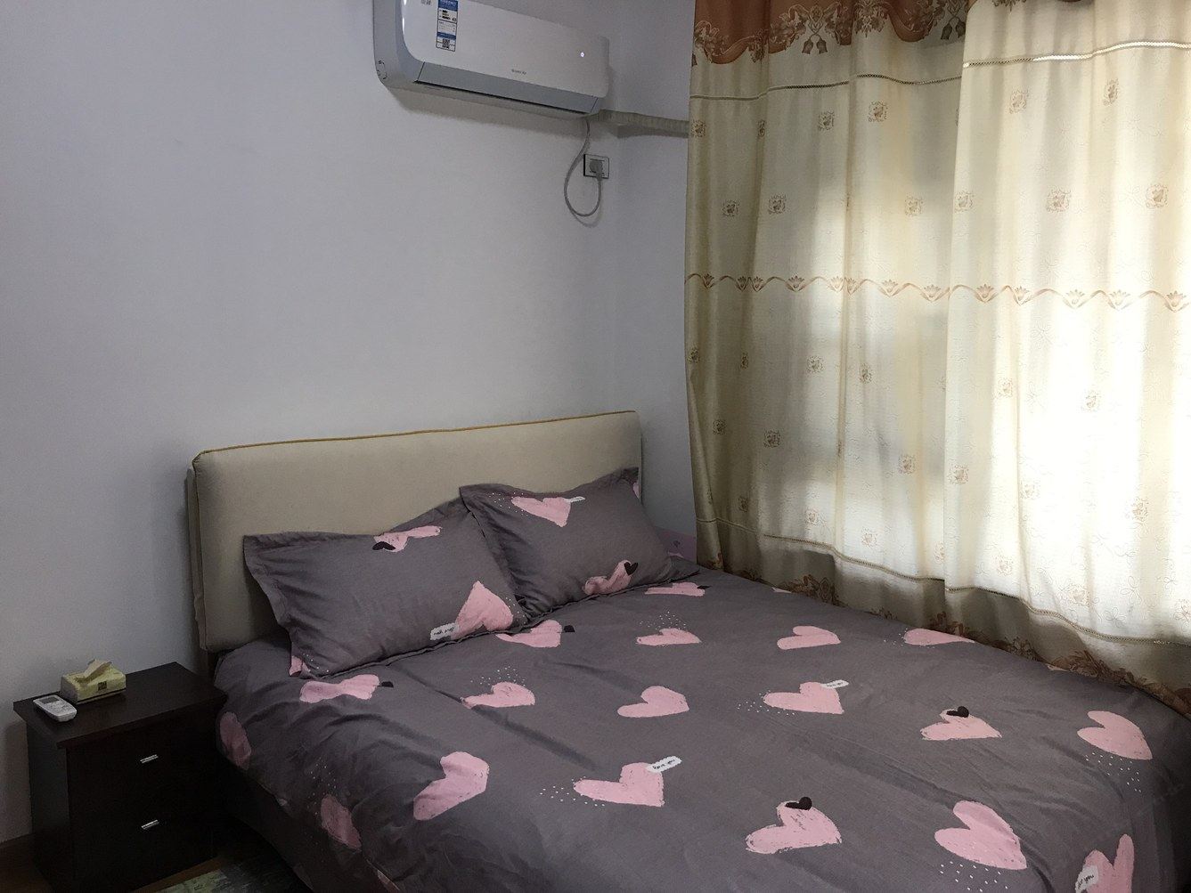 武汉光谷都市之家/文华学院/光谷网球中心公寓(2号店)