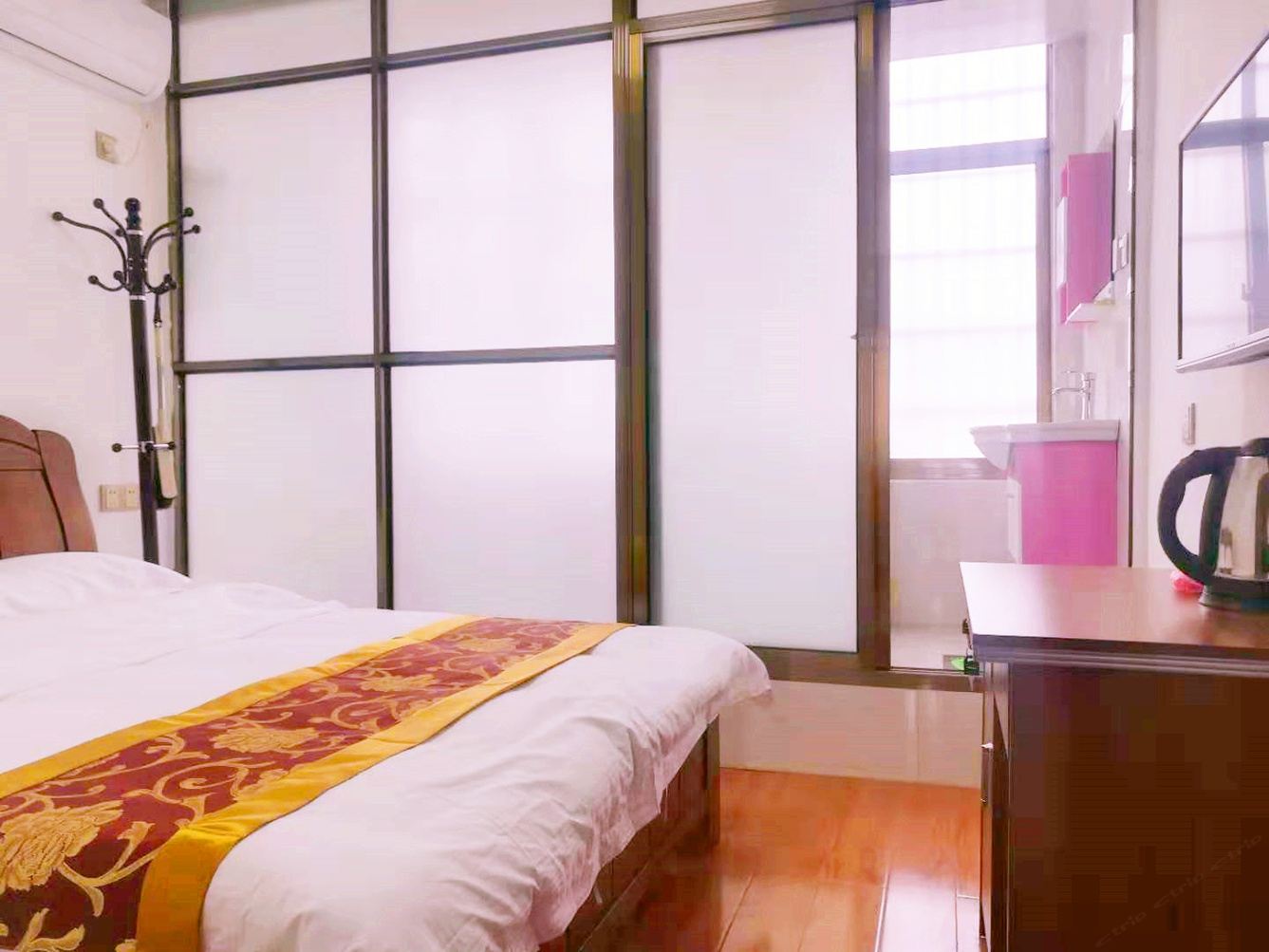 武汉海权接送机小住公寓(3号店)