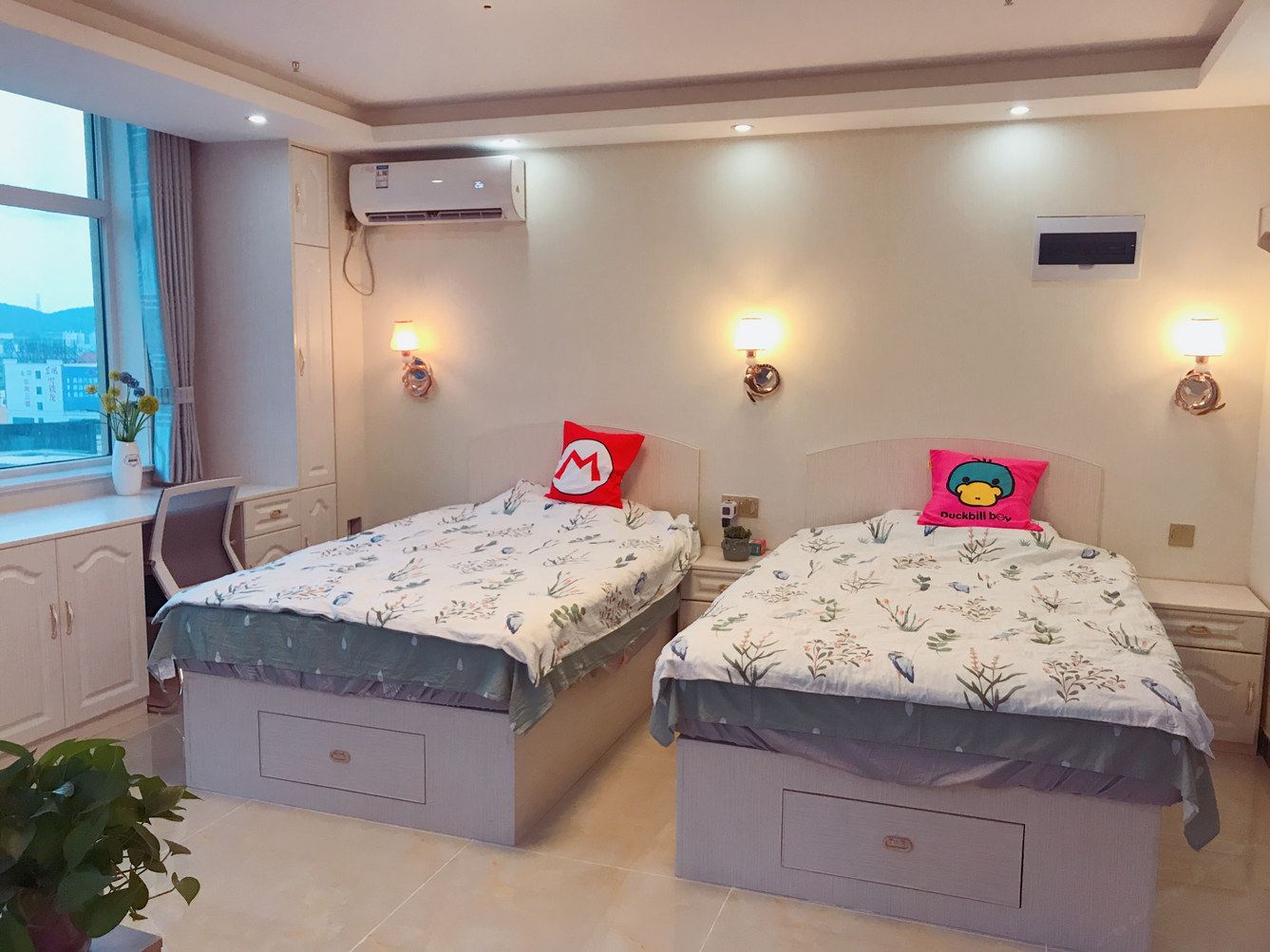 威海简约实用小屋(董氏艾善堂分店)