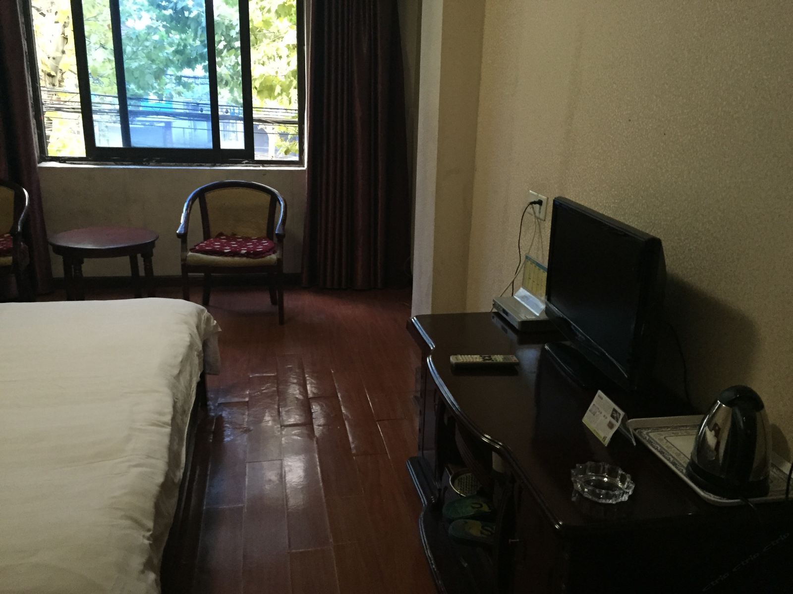 普通大床间