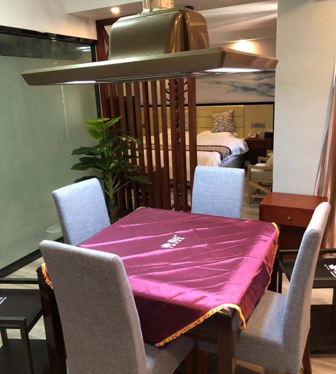 豪华棋牌套房