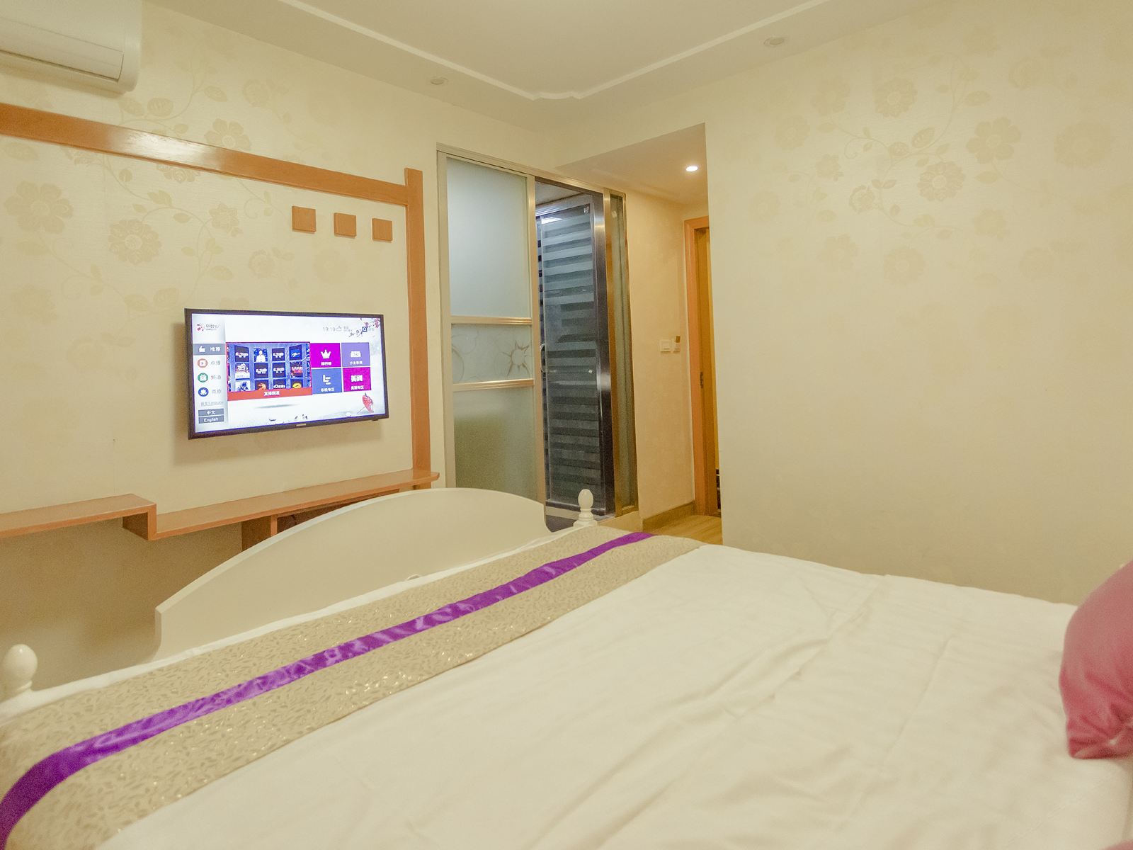 夏至大床房
