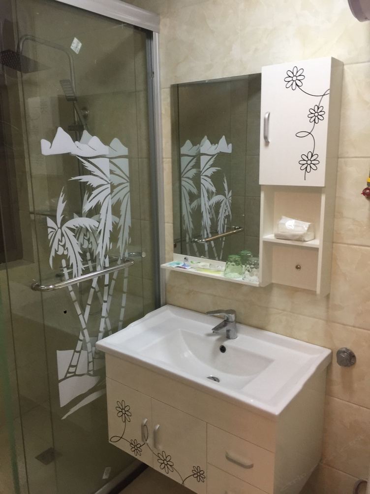 阳光大床房