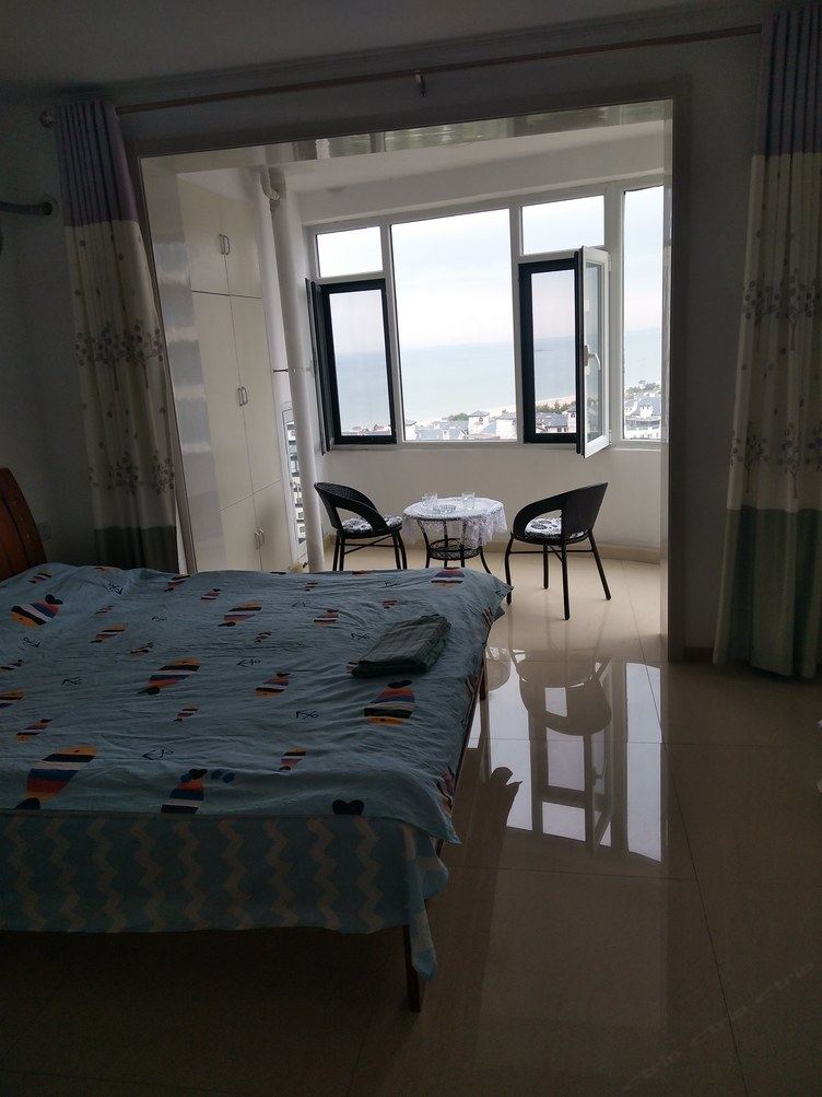 荣成海邑沙滩温馨小居公寓