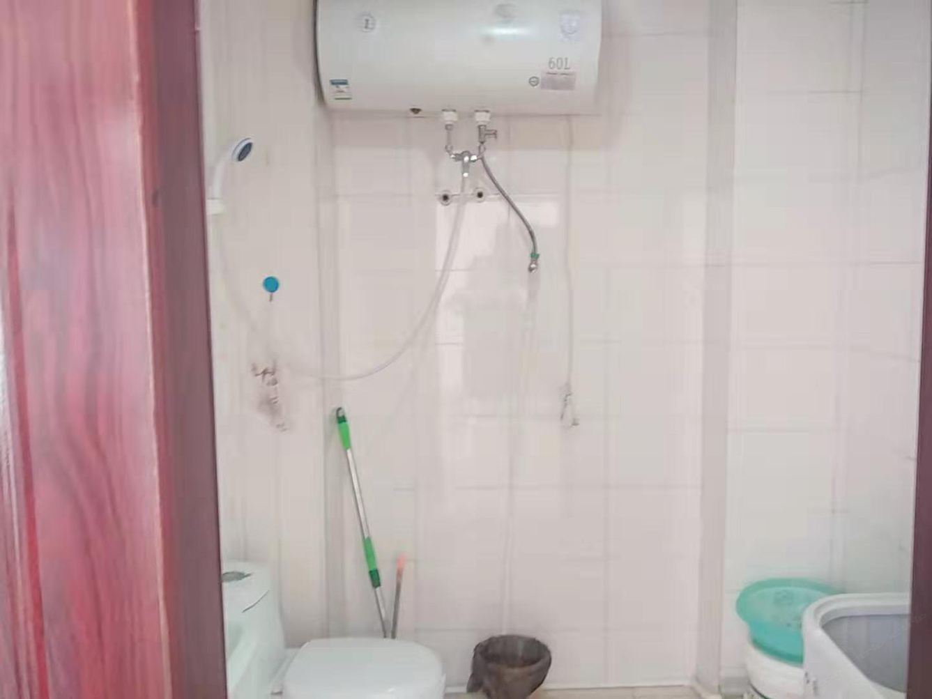 两室一厅