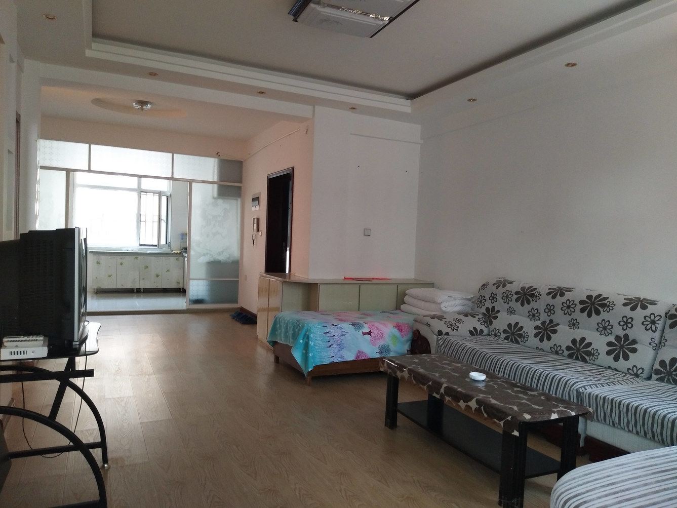 经济二室一厅套房