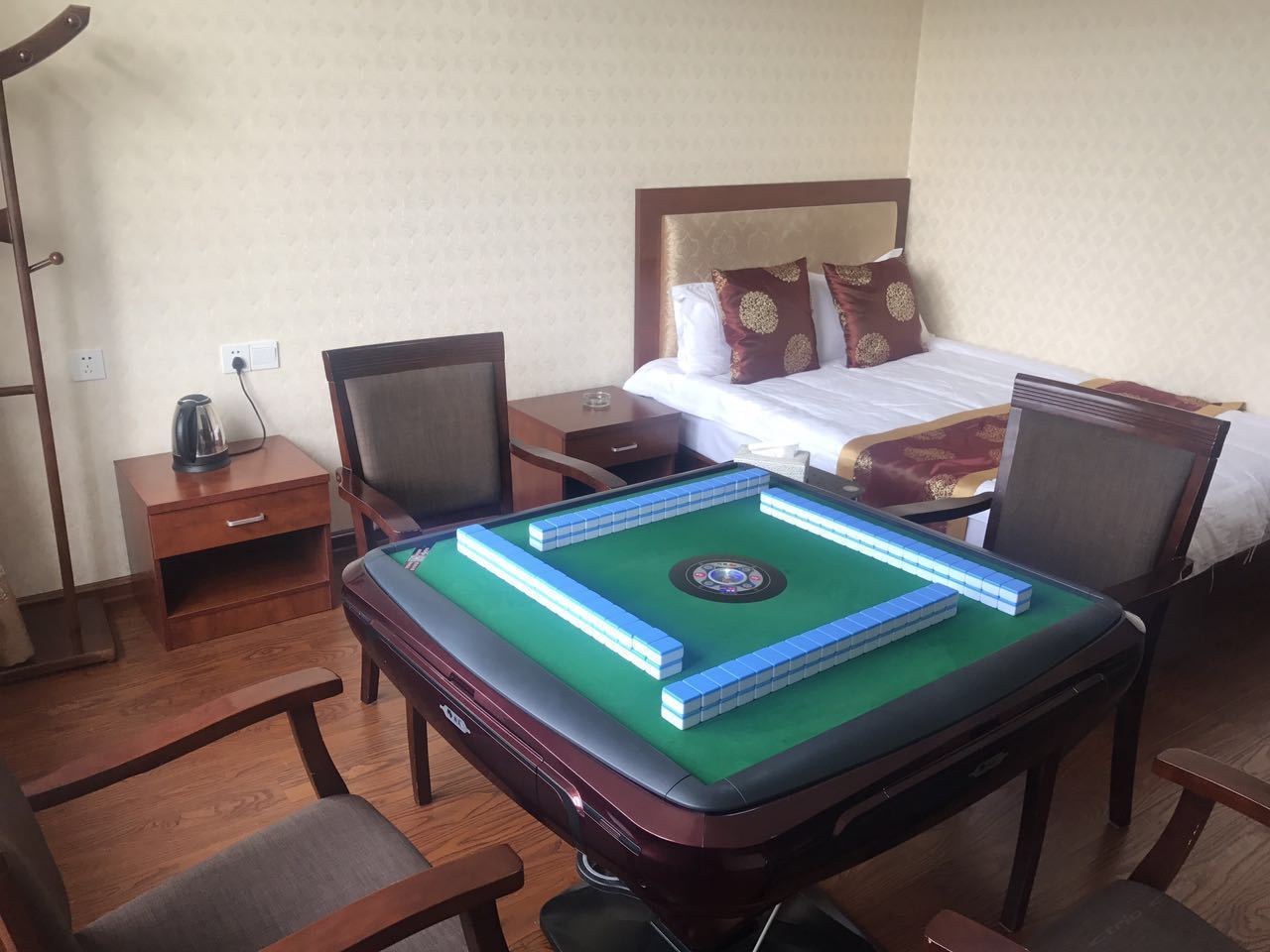 棋牌大床房