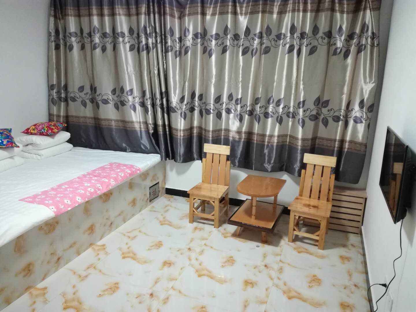 咱家暖炕三人房