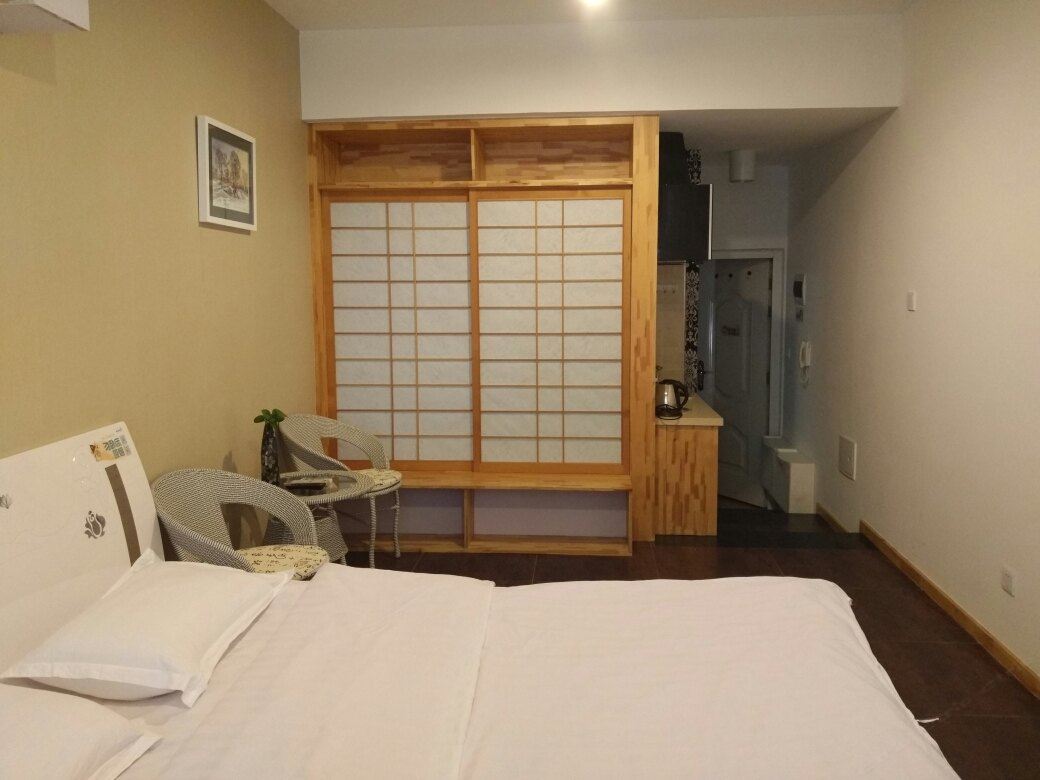 豪华大床房