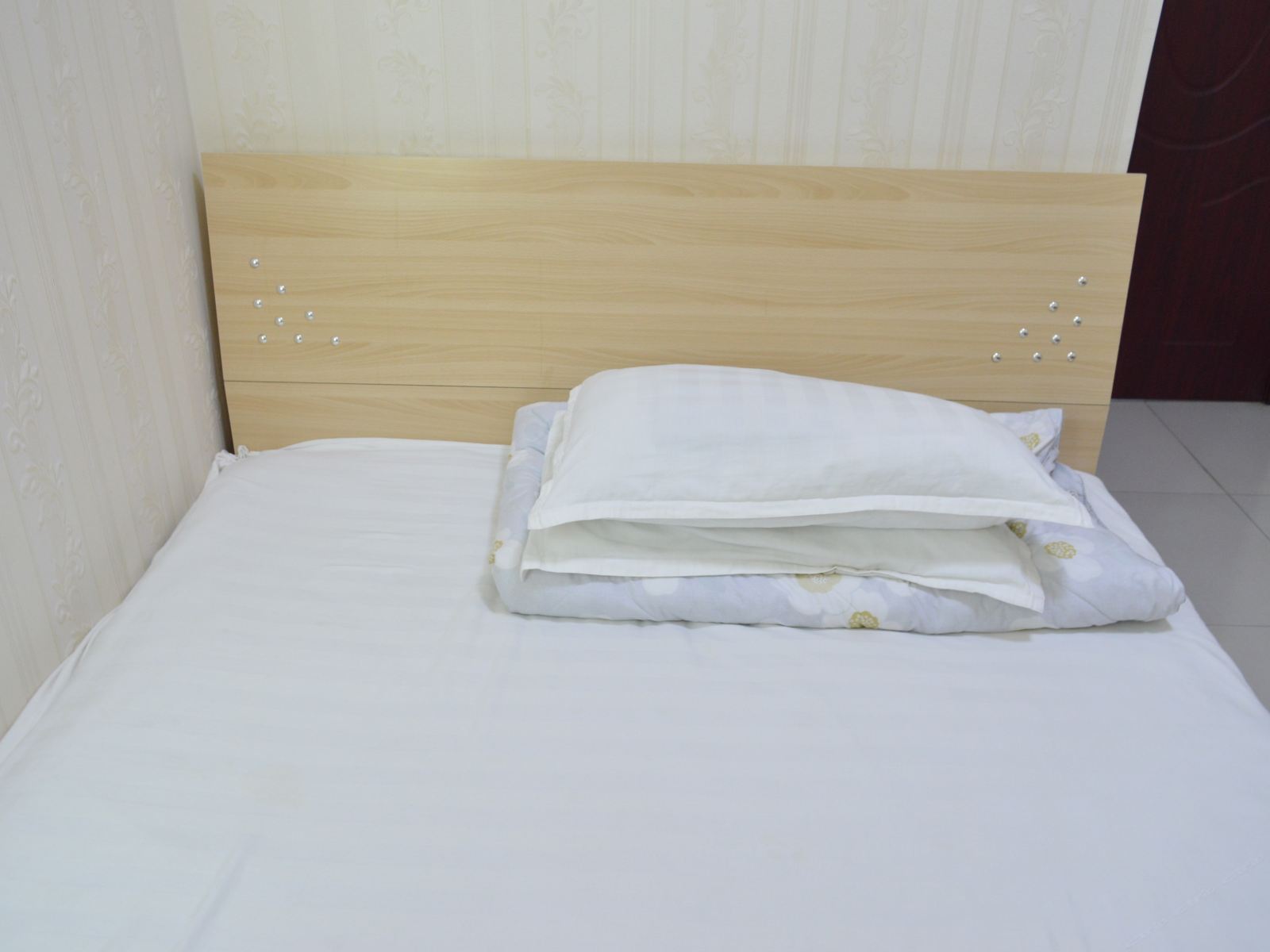 标准大床房