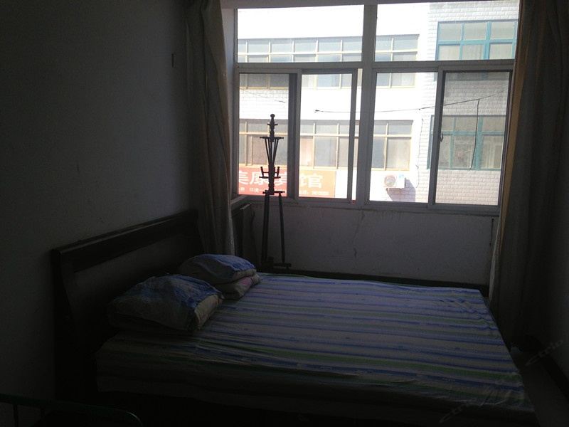 标准大床间