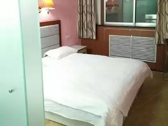 普通单间