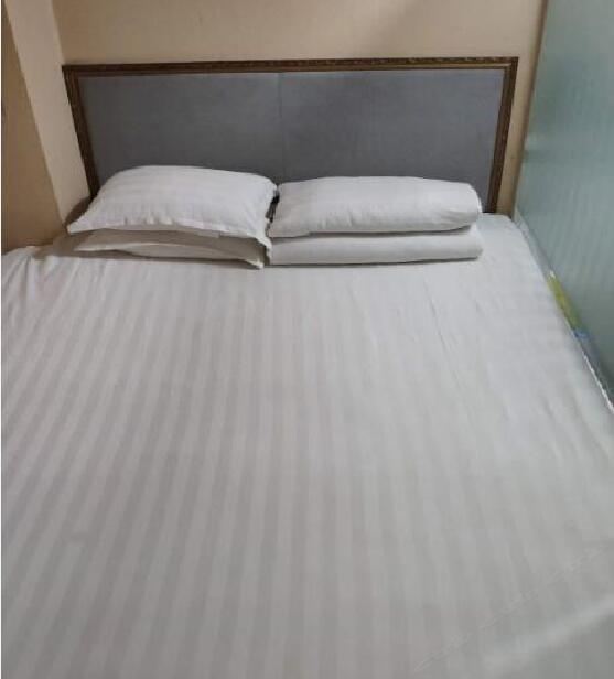 大床房(无窗)