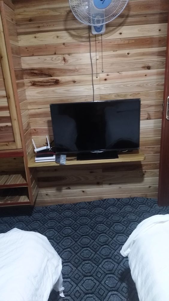 成都小鱼洞小木楼农家乐