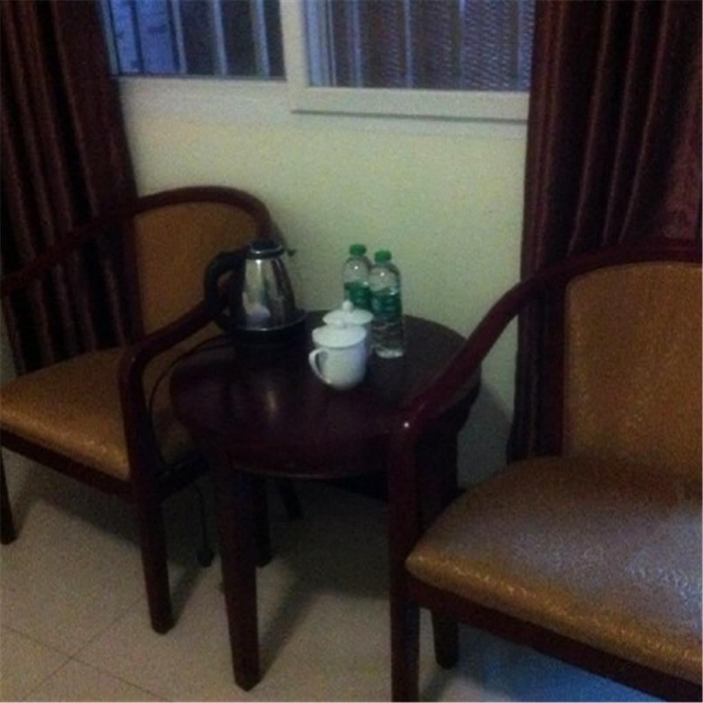普通单间