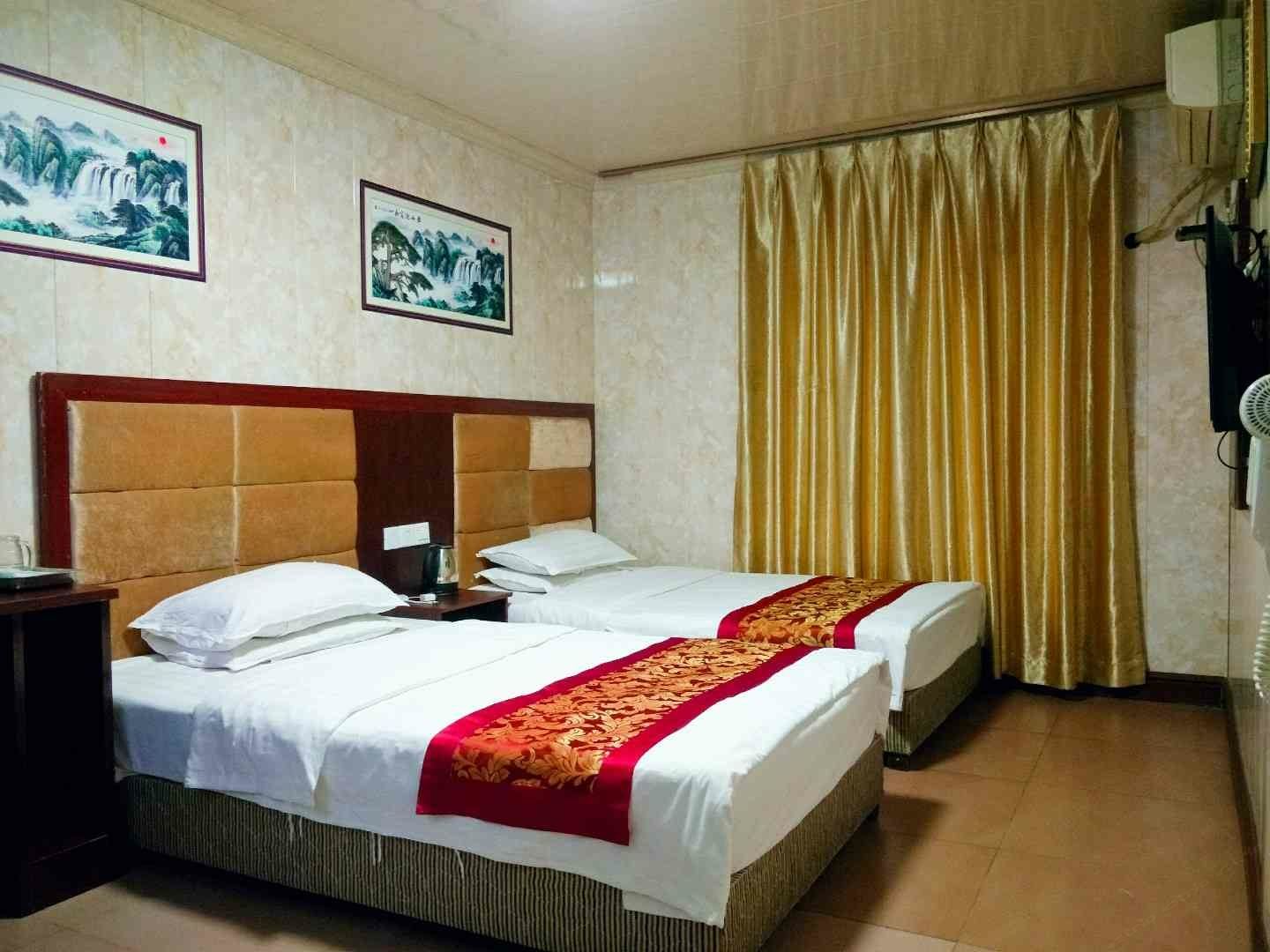 双人房