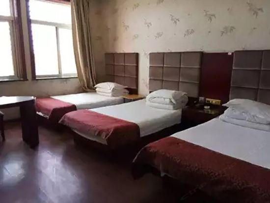 普通三人间(公共卫浴)