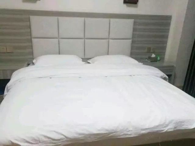 单人间(公共卫浴)