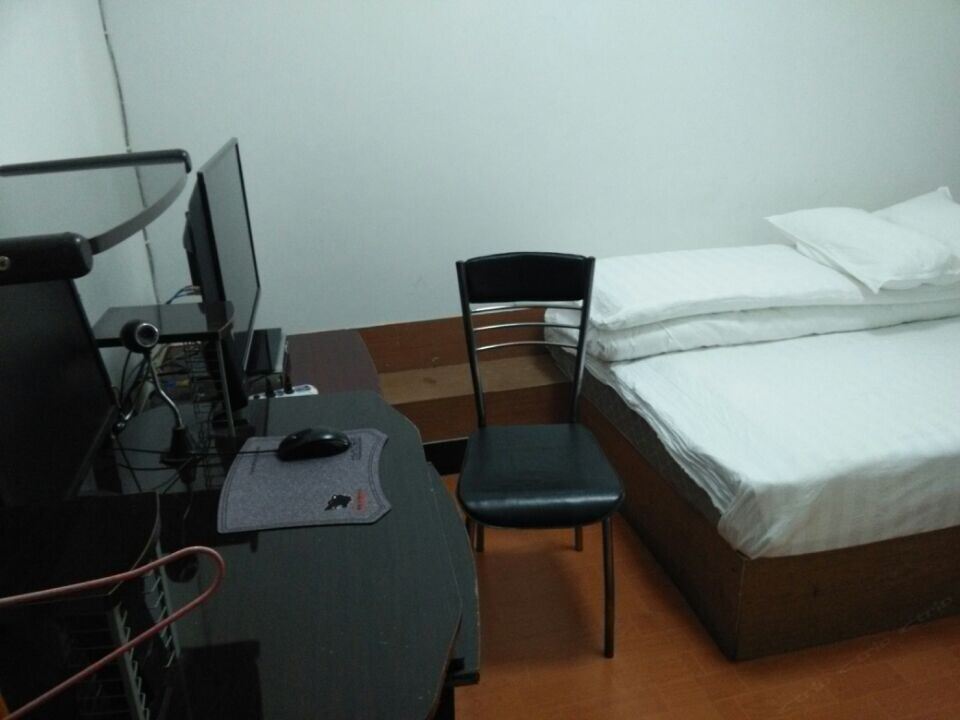 普通大床房
