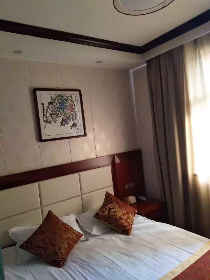 普通大床房