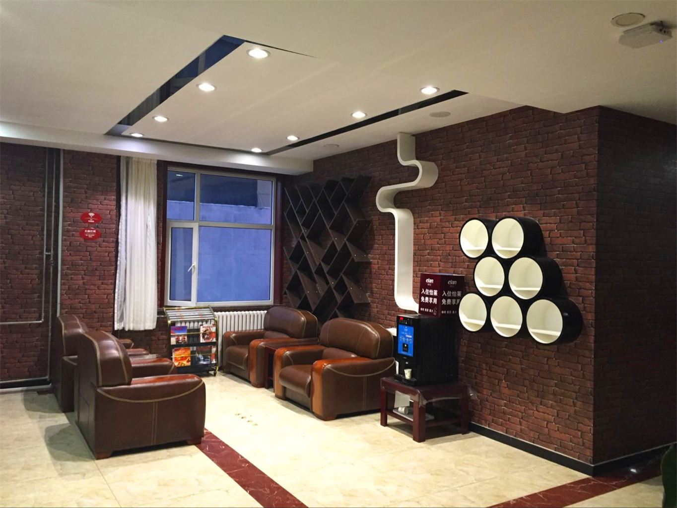 源通商务酒店(张家口中泰店)