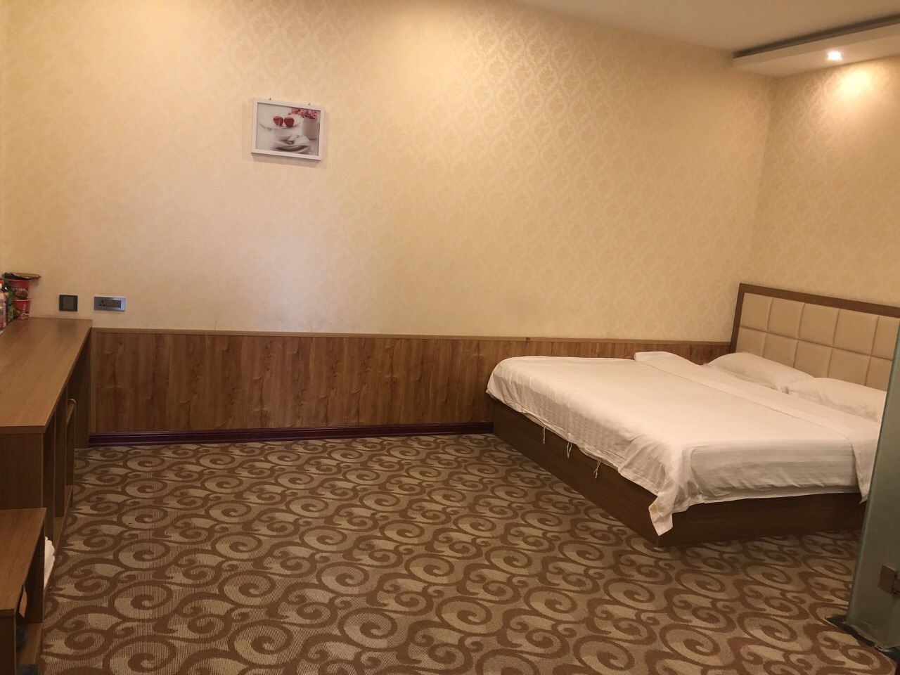 大床房(无窗)