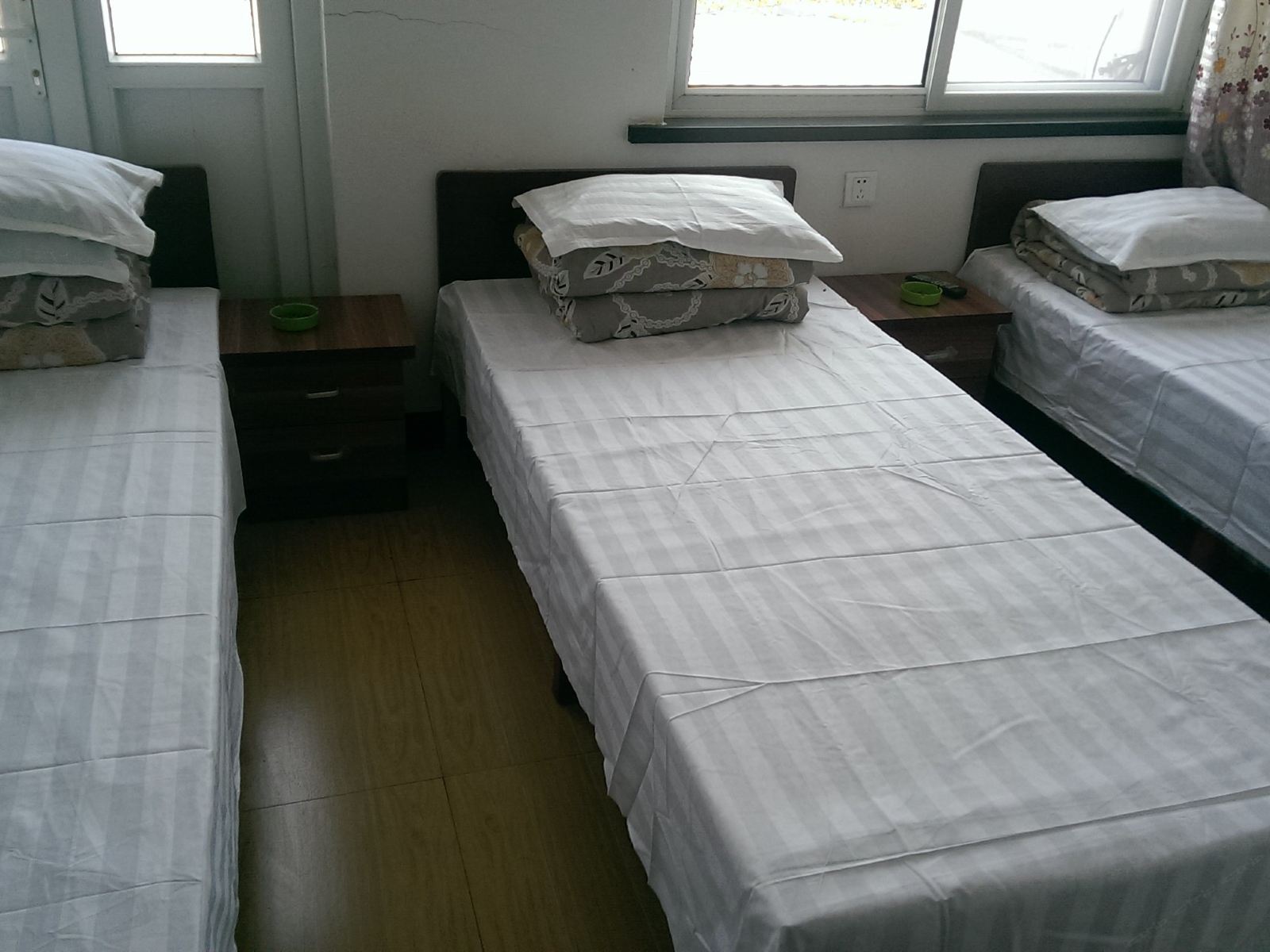 三人间(床位房)