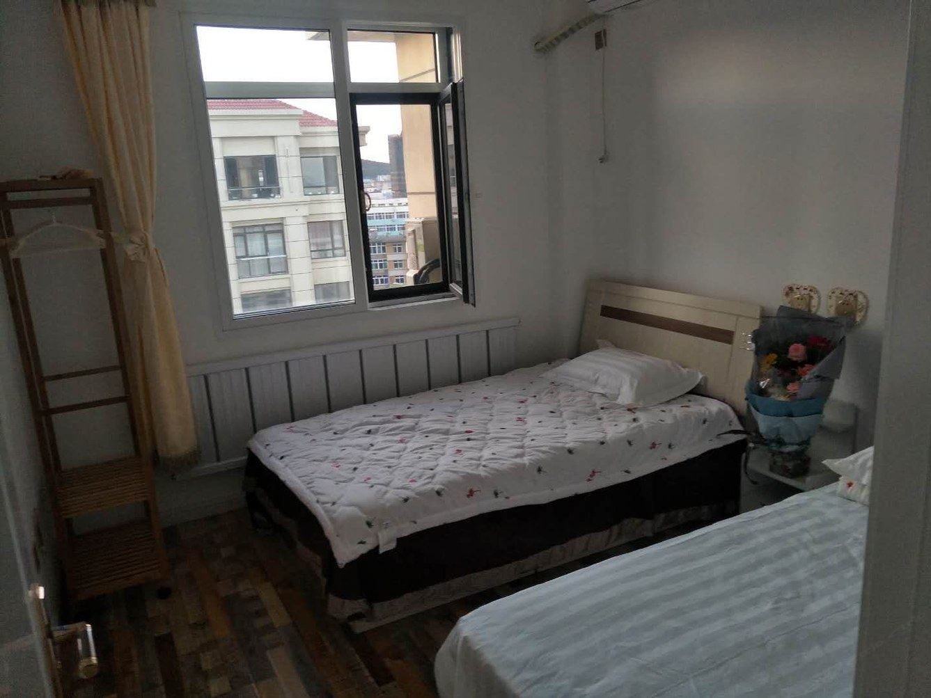 大连落女巫公寓