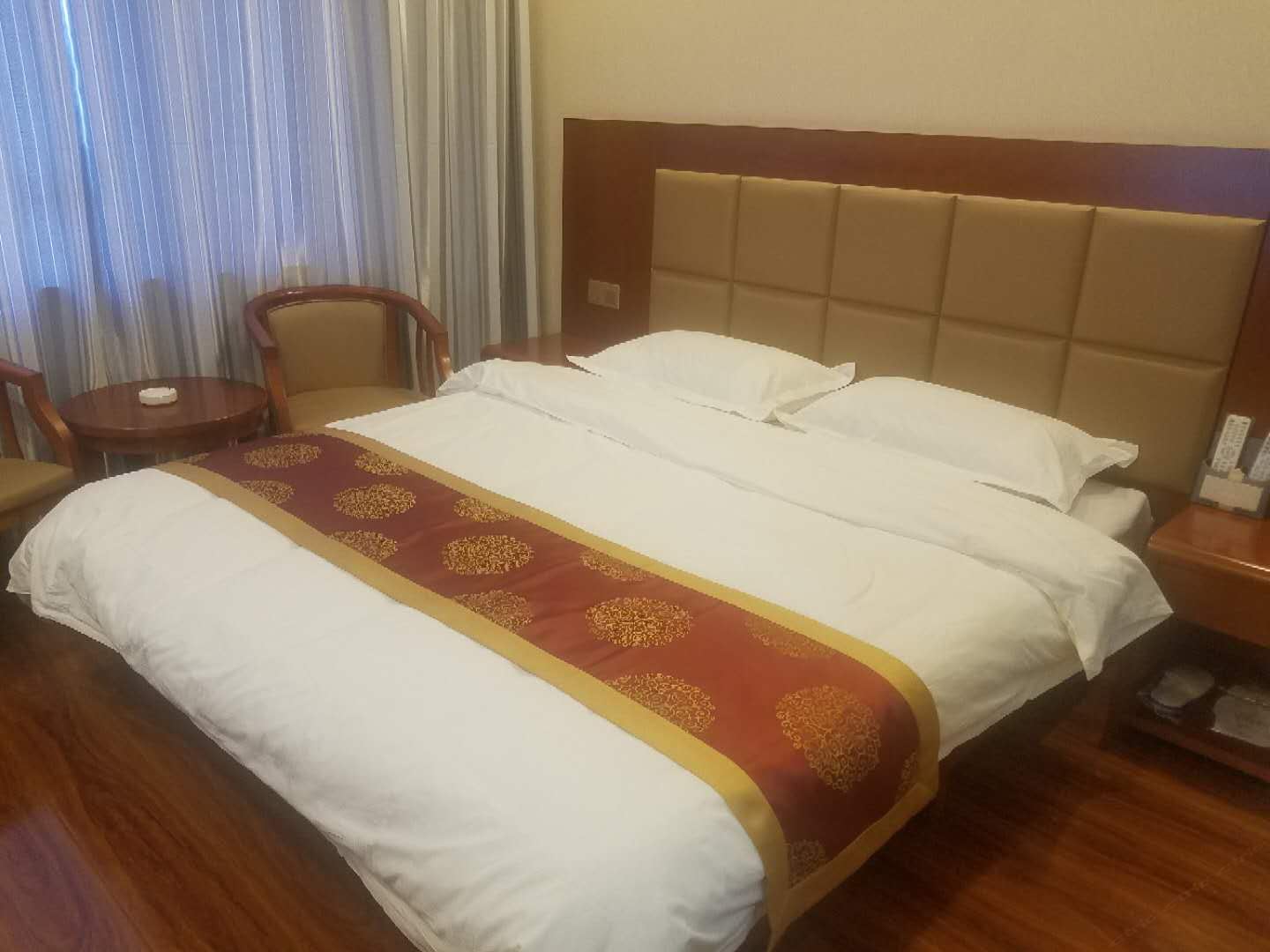 标准大床房