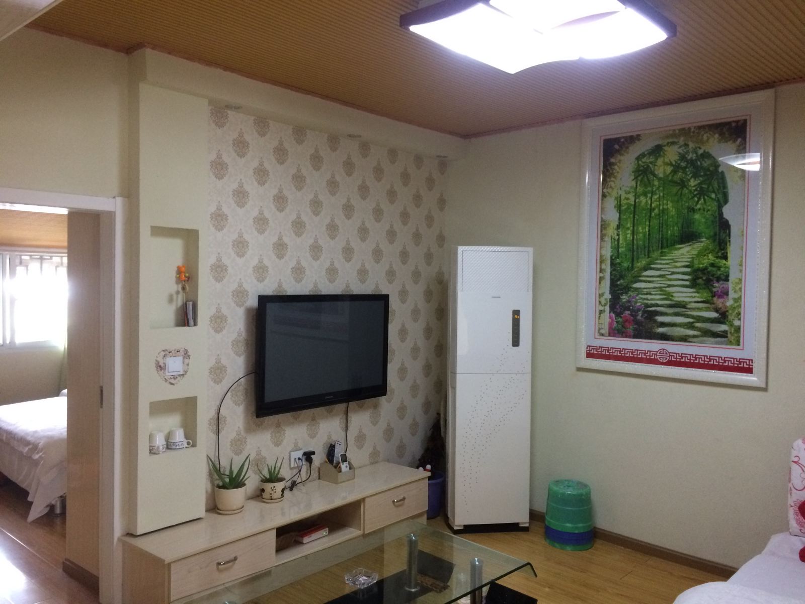 三室一厅