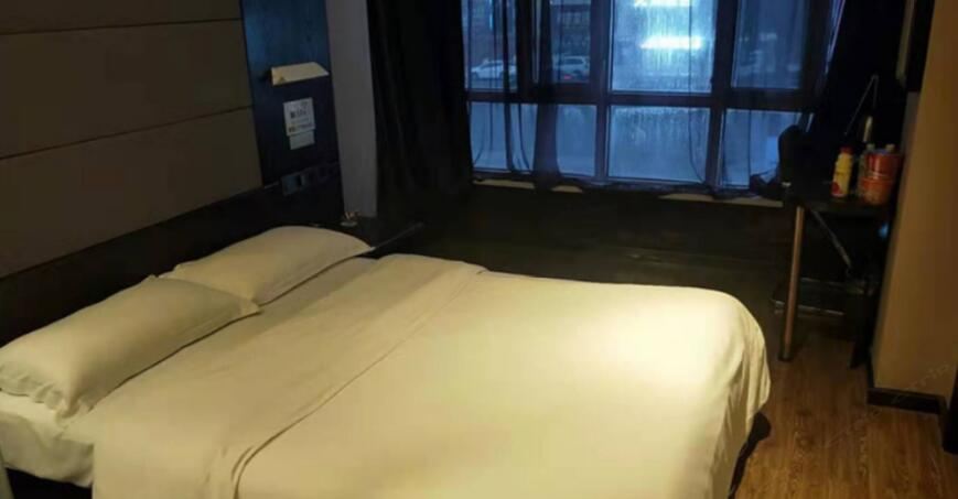 大床房