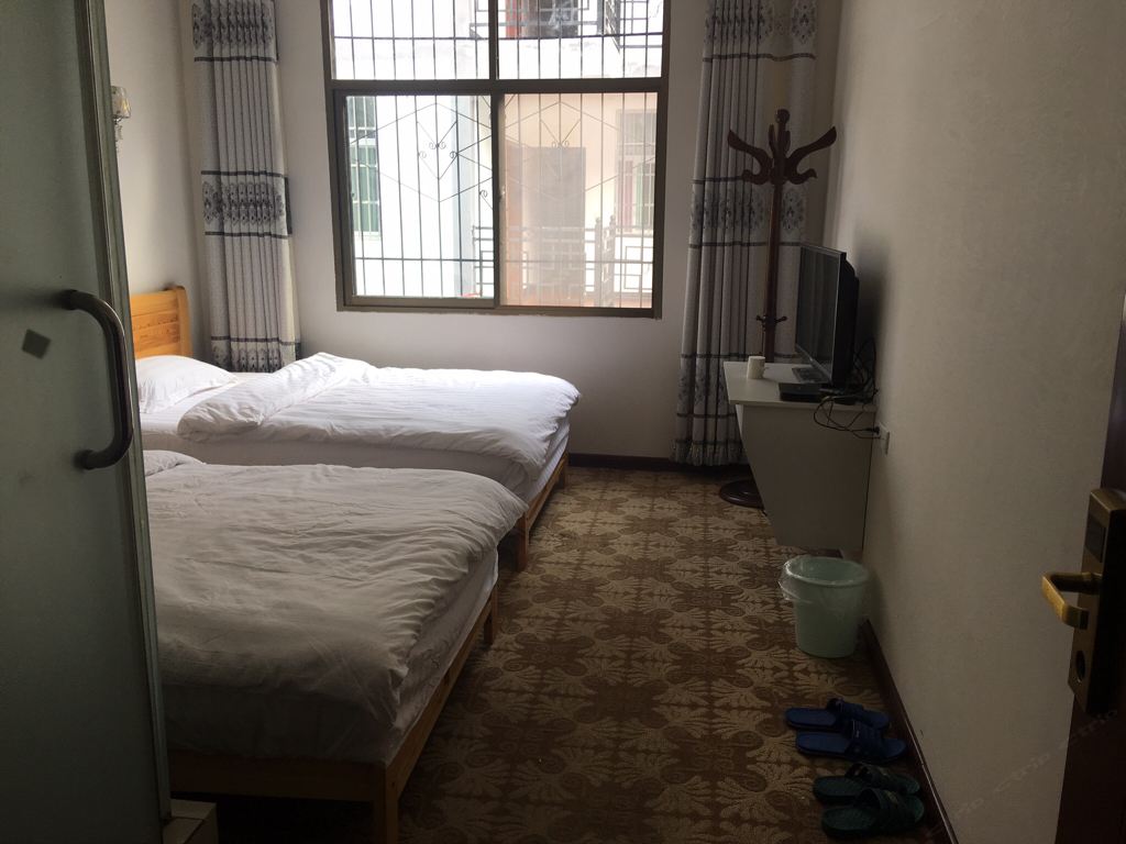 南江蓉飞居农家乐