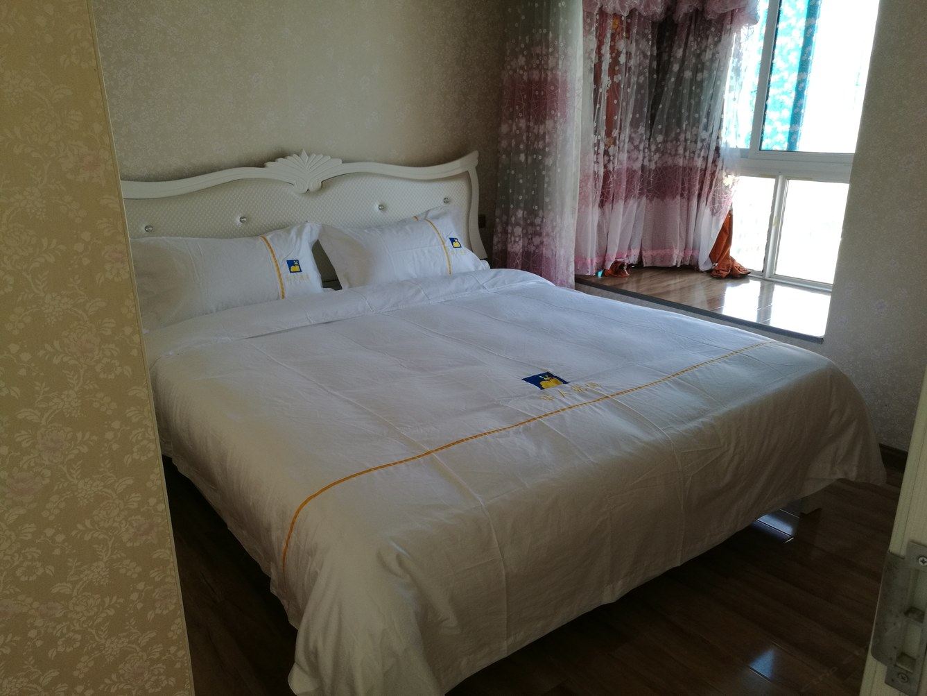 铜仁华人易居客服公寓