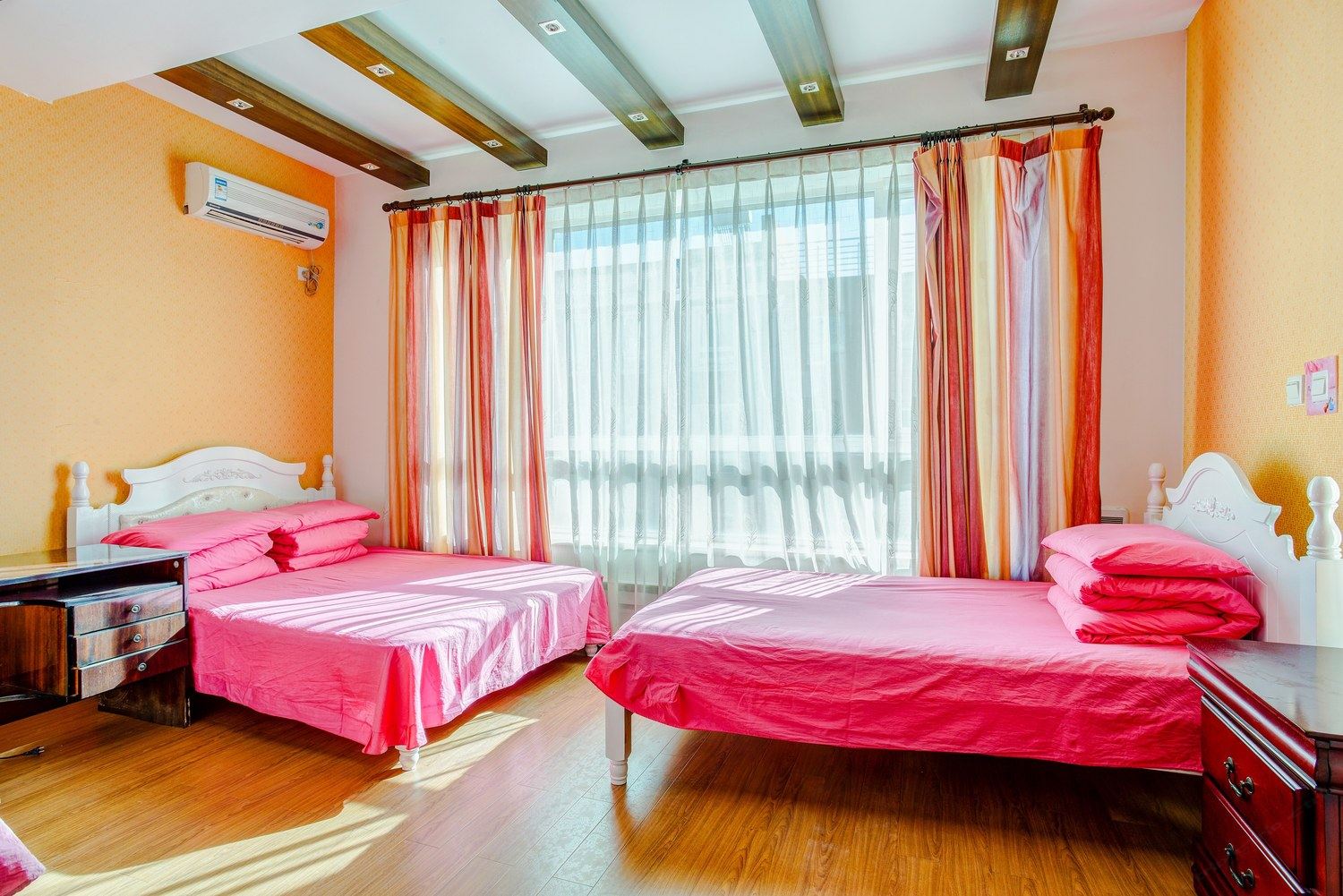 王子house轰趴度假别墅(北京堂郡店)