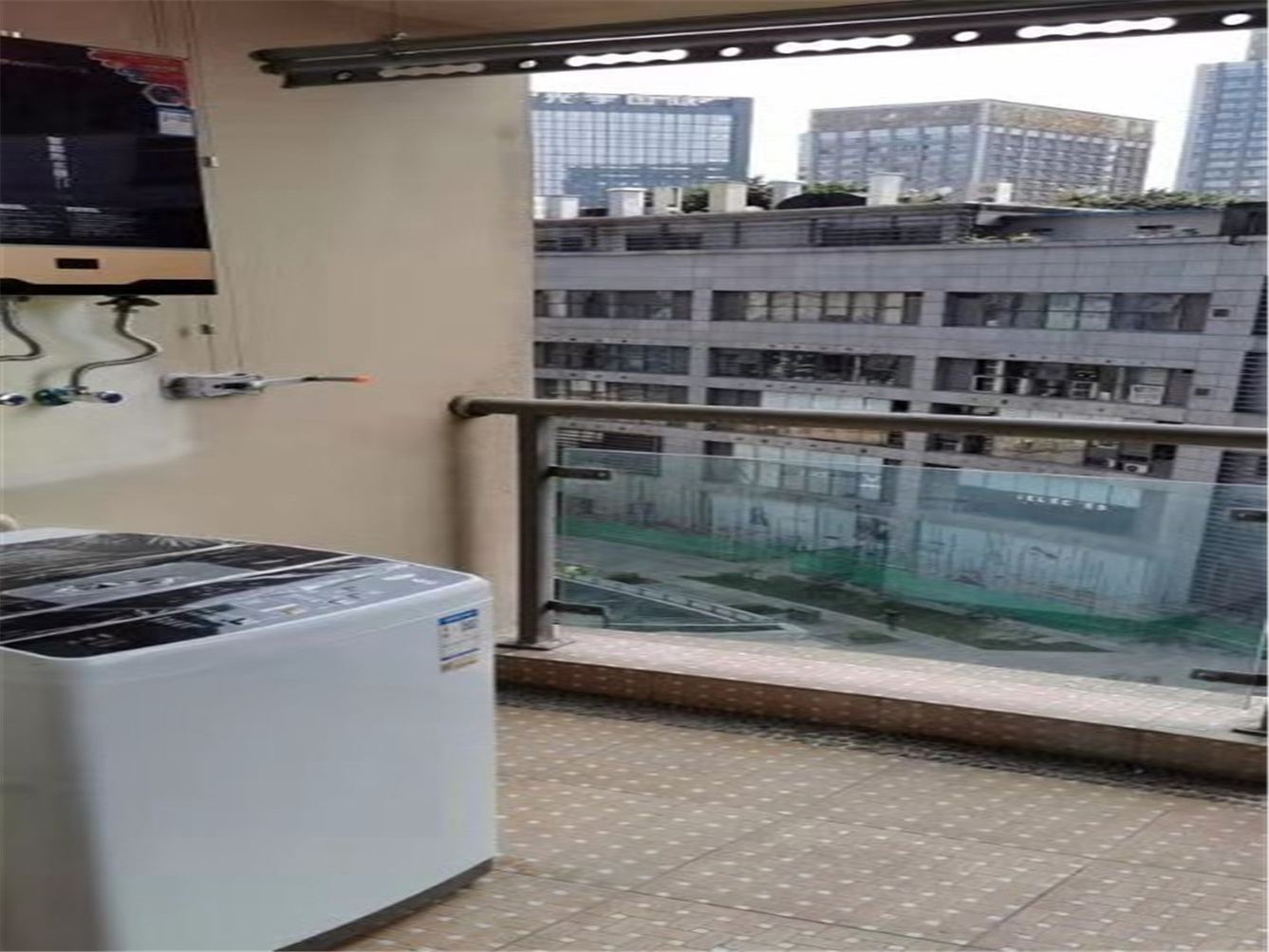 一室一厅套房
