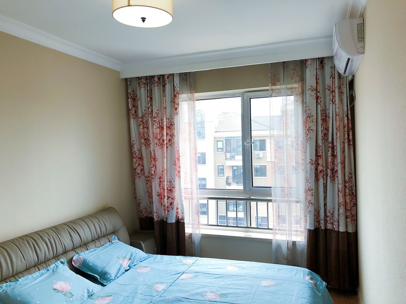 大连梅子小屋(5号店)