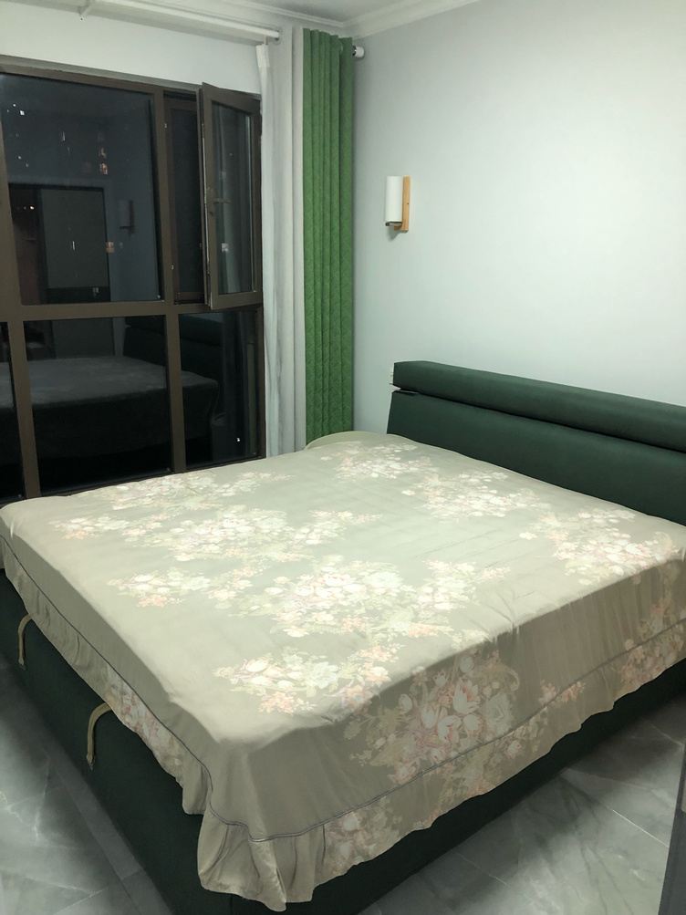青岛W先生与F小姐公寓(3号店)