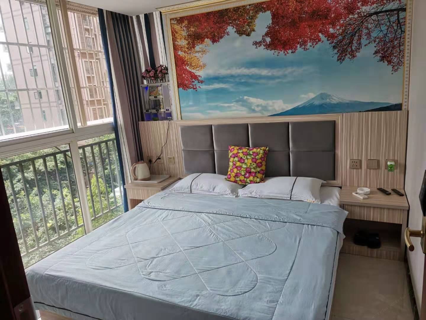 温馨大床房