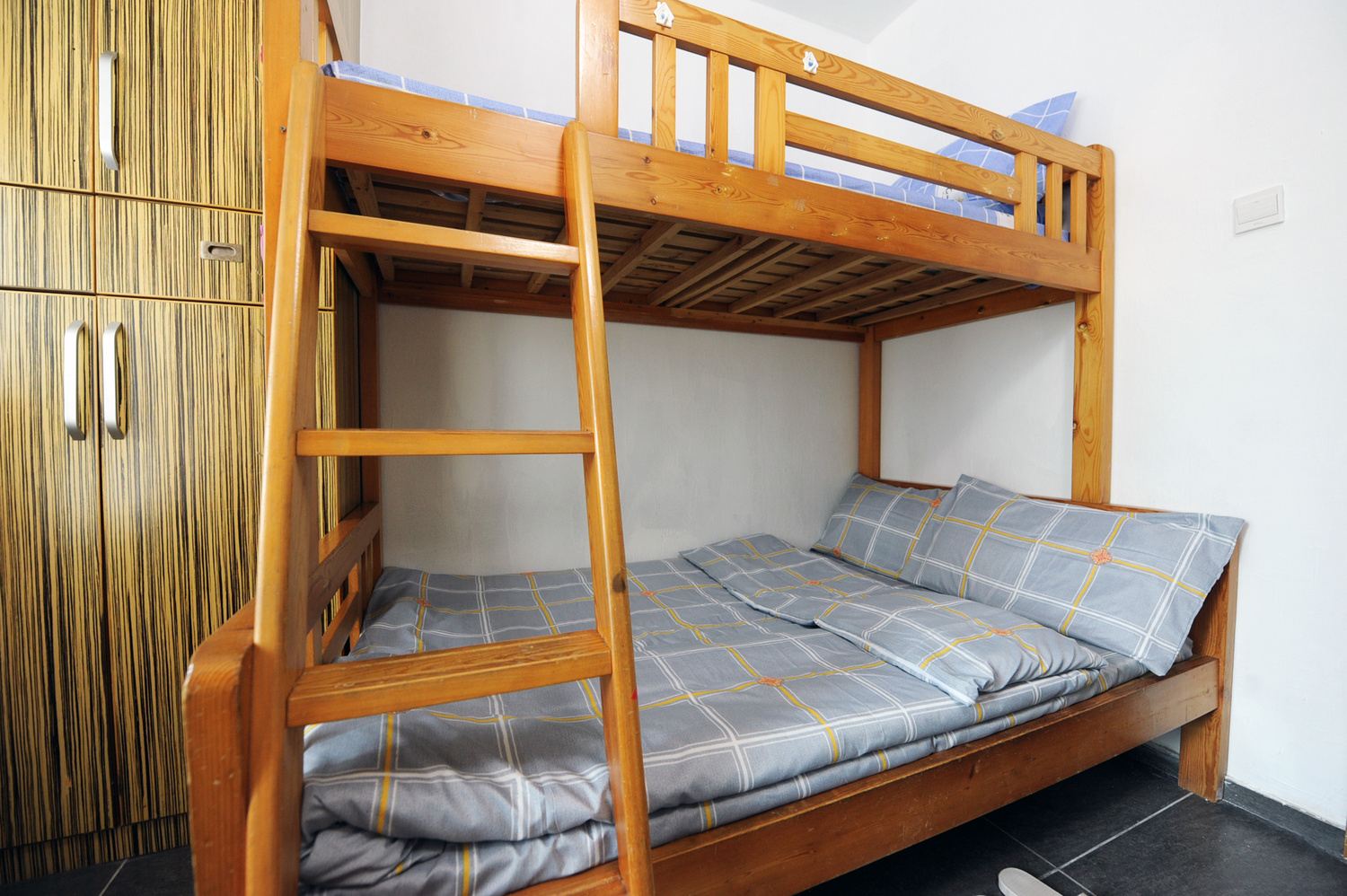 深圳初到屋公寓