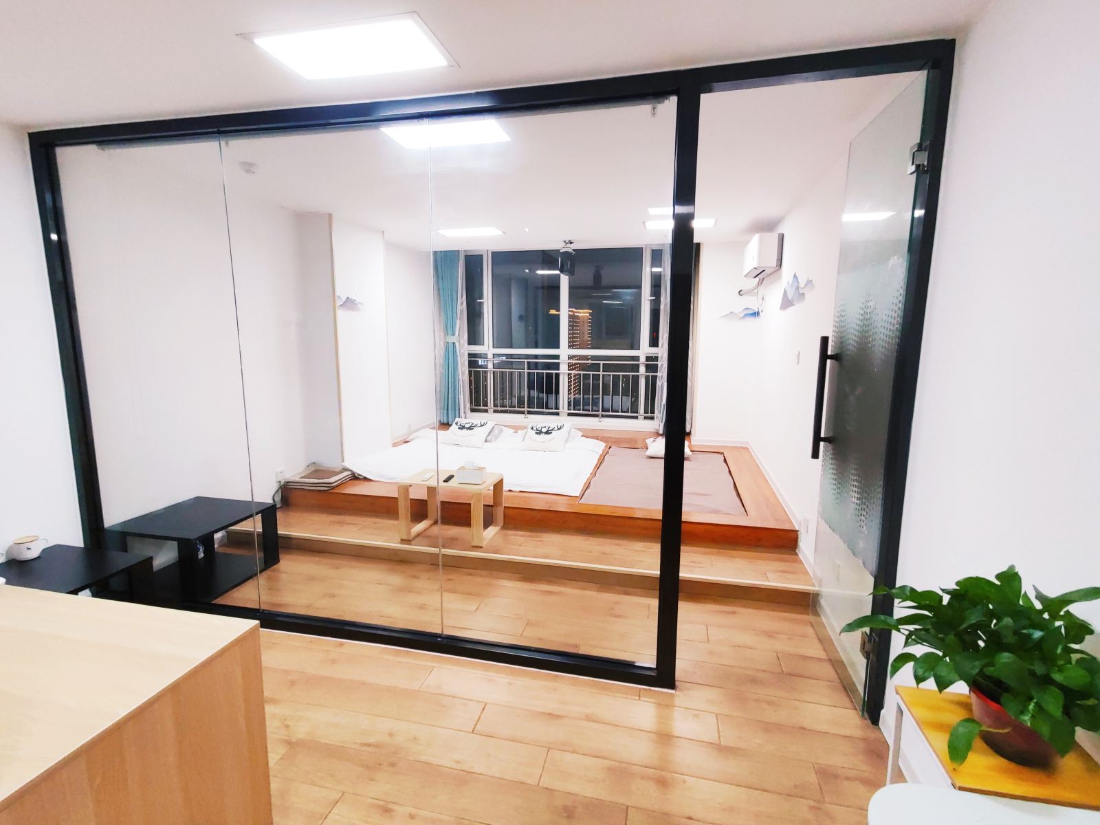 全屋榻榻米房