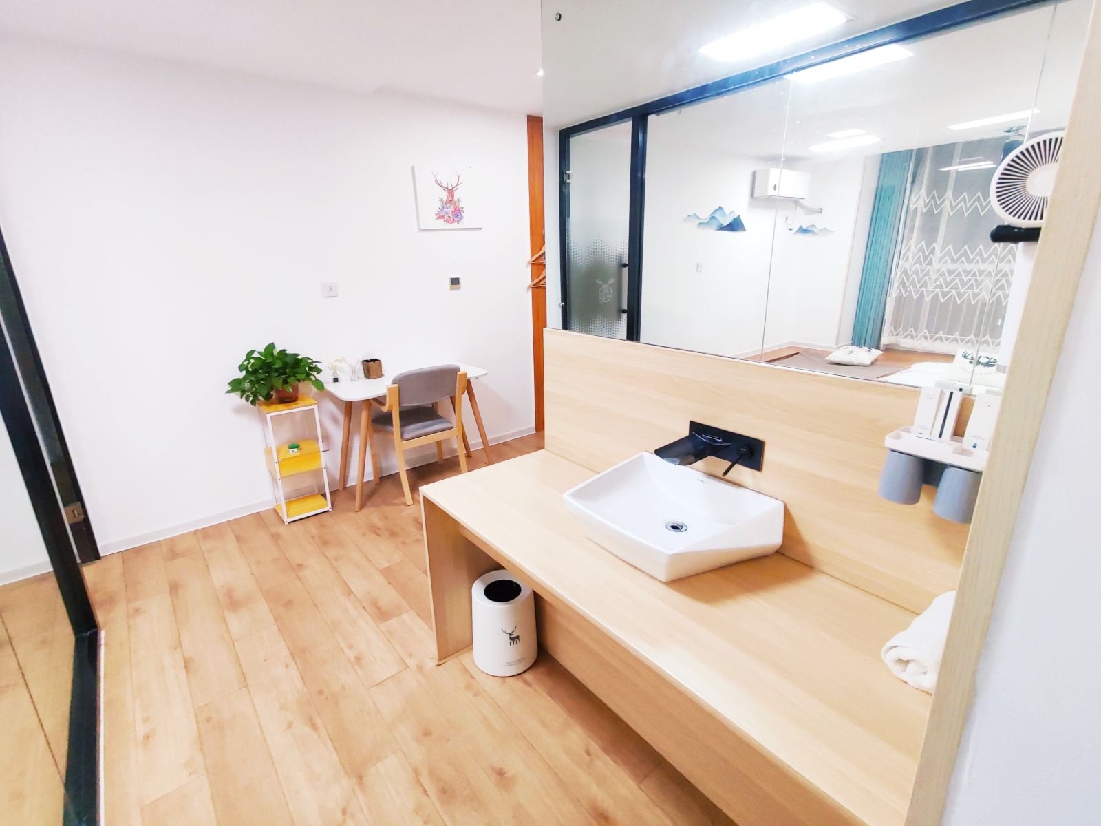 全屋榻榻米房
